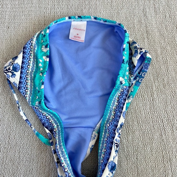 Swim suit Sz medium flowered - Picture 3 of 4